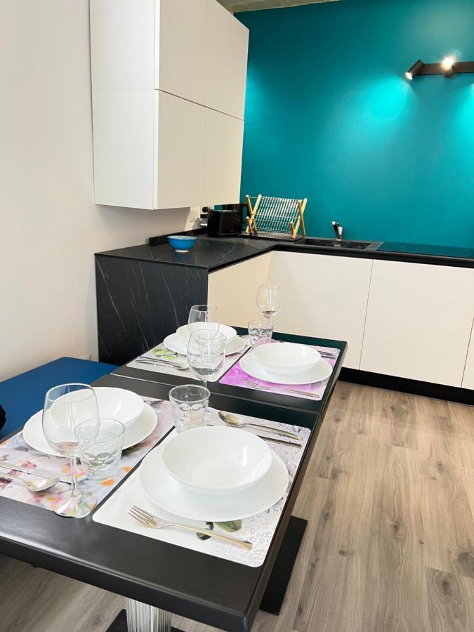Апартаменты Blue Sapphire Como Cozy Flat In Center Of City Экстерьер фото